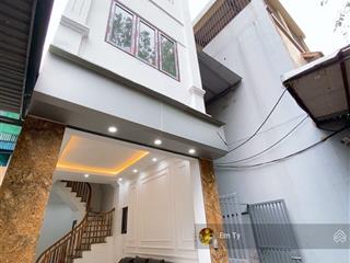 Chính chủ bán nhà hà đônglô gócngõ thông tứ tung30m ra phốhàng xóm quan chứcdt35m2giá 5tỷ62