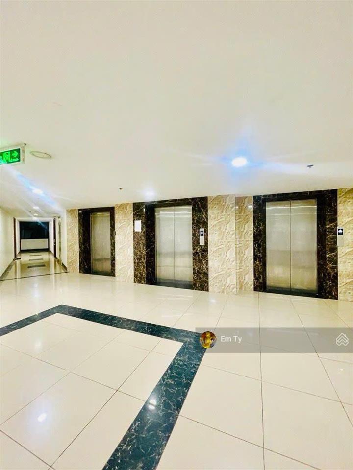 Chính chủ bán chung cư cao cấp yên nghĩacăn góc thoángveiw toàn hà đôngtầng thấpdt70m2giá 4tỷ2