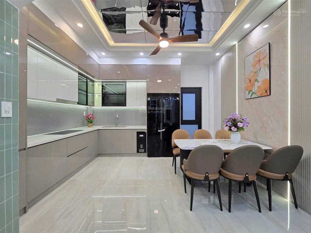 Mình chính chủ cần bán nhà mặt tiền nguyễn huy tự, hoà minh