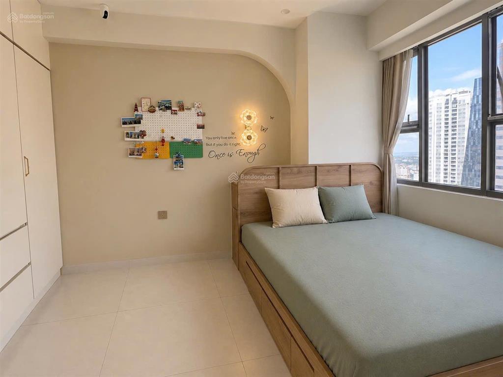 Cho thuê cc the view riviera point, 91m2, 20 triệu vnd, 2pn, 2wc, hàng hot  0989 920 ***
