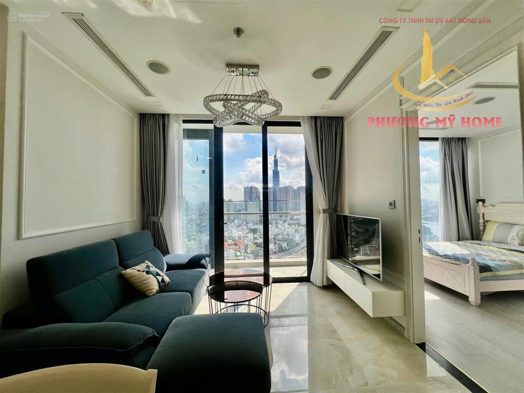 Căn hộ 2pn tại vinhomes golden river ba son giá siêu hời 18 tỷ, 70m2, q1, hcm