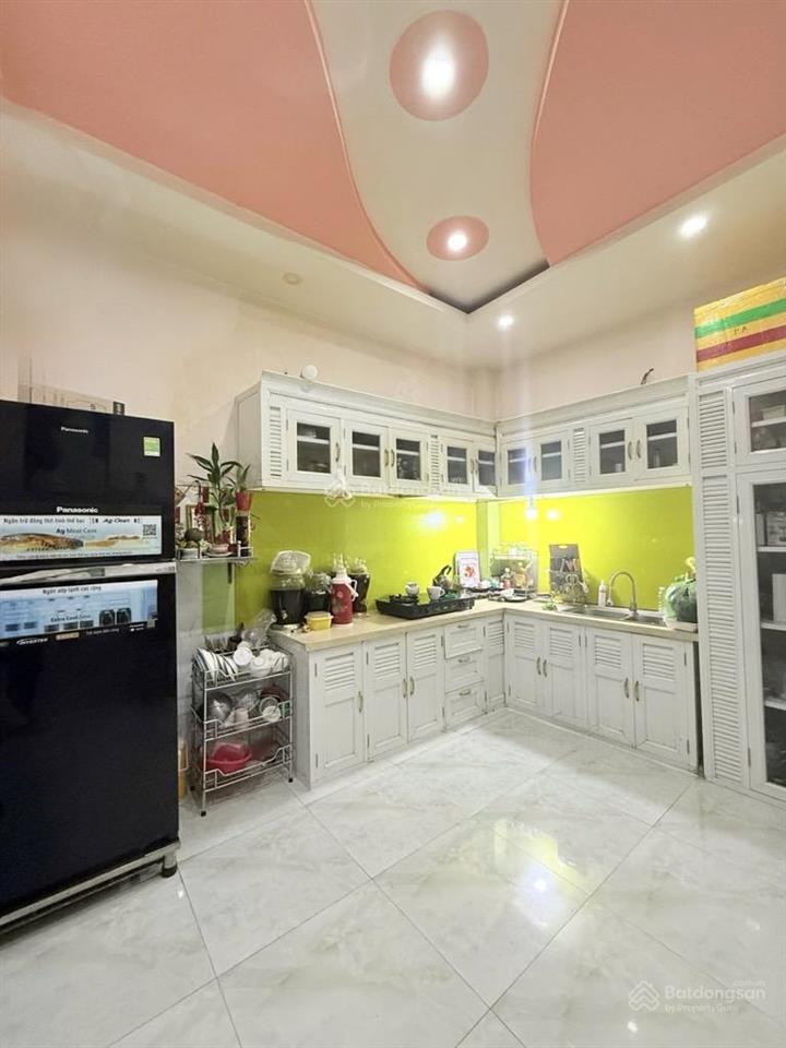 Mặt tiền 10m, phan huy ích, 4 x 16m, 4 tầng, dòng tiền 20tr/ tháng