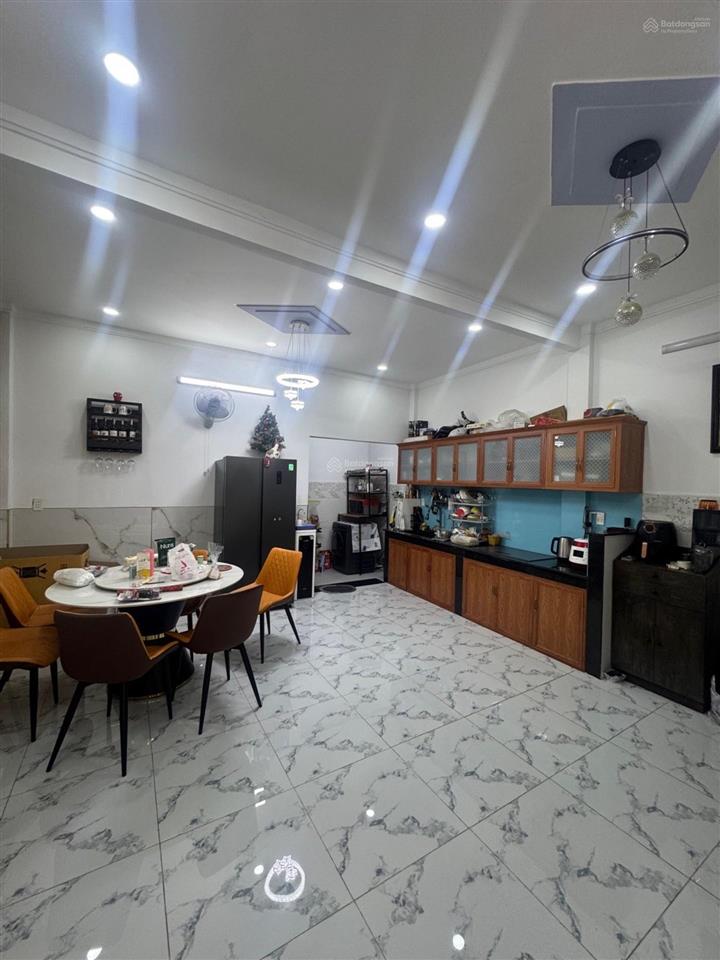 Bán nhà mặt tiền 5m, 61m2, 2 tầng, đường số 44, gò vấp, ngang 5 nở hậu 5.36m, giá 6.x tỷ