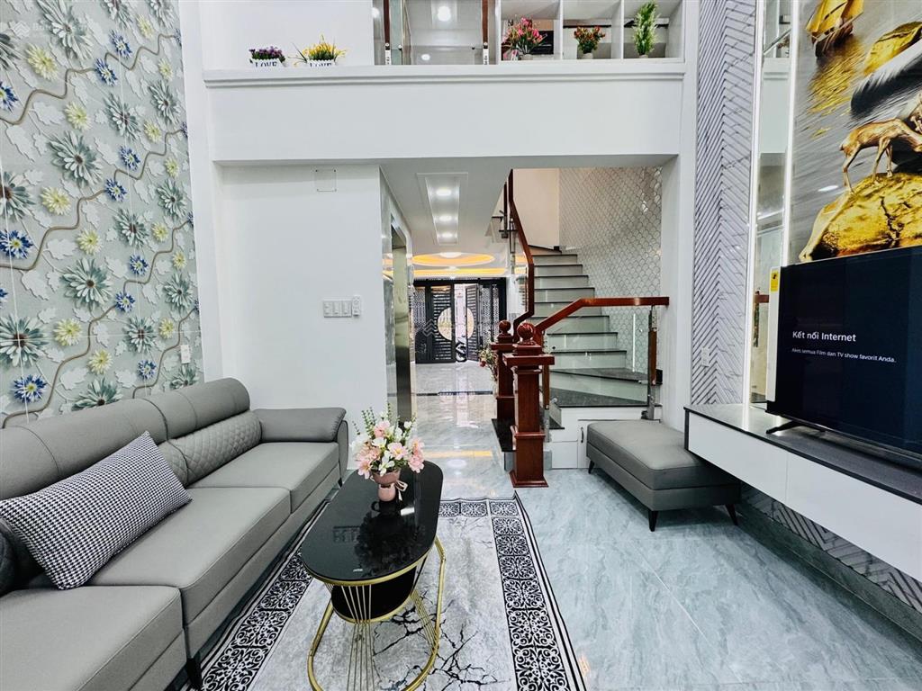 Bán nhà riêng, quang trung, an hội tây, 60m2, 5 tầng, có thang máy, full nội thất, giá 8.x tỷ