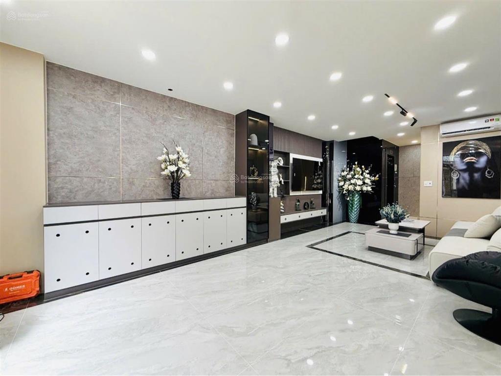 Bán nhà mặt tiền 7m, đường số 59, an hội tây, 44m2, 6 tầng, thang máy, full nội thất, 9.x tỷ