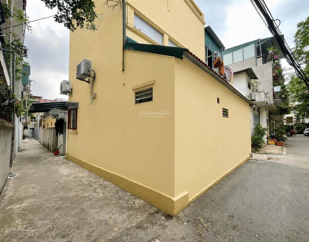 Nhà thượng thanh 33m2 hơn 5,8 tỷ ngõ thông ô tô đỗ công viên.