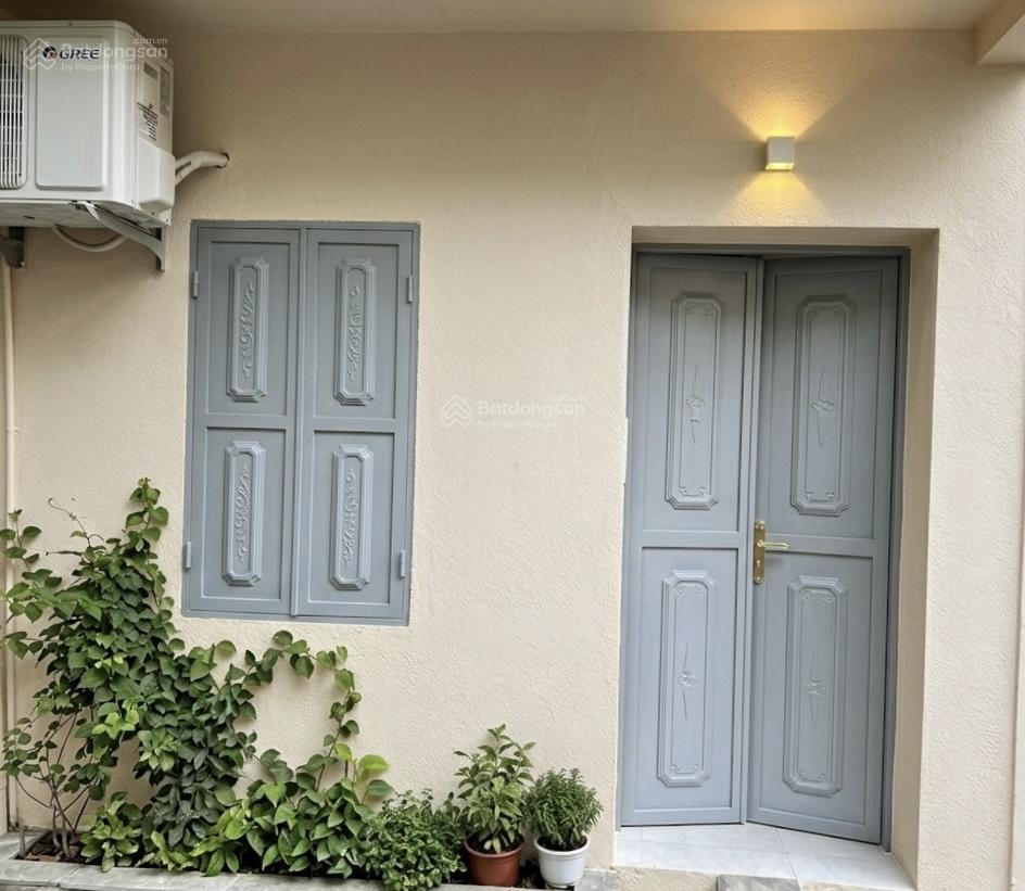 Căn nhà cấp 4 tại phúc lợi 50m2 nội thất cơ bản ngõ 2,5m ô tô cách 10m