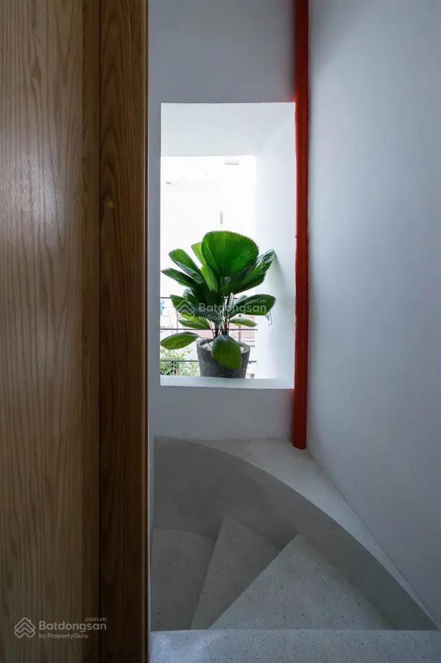 Bán nhà tô hiến thành  5 tầng  ngang 5.3m  giá 6.6 tỷ