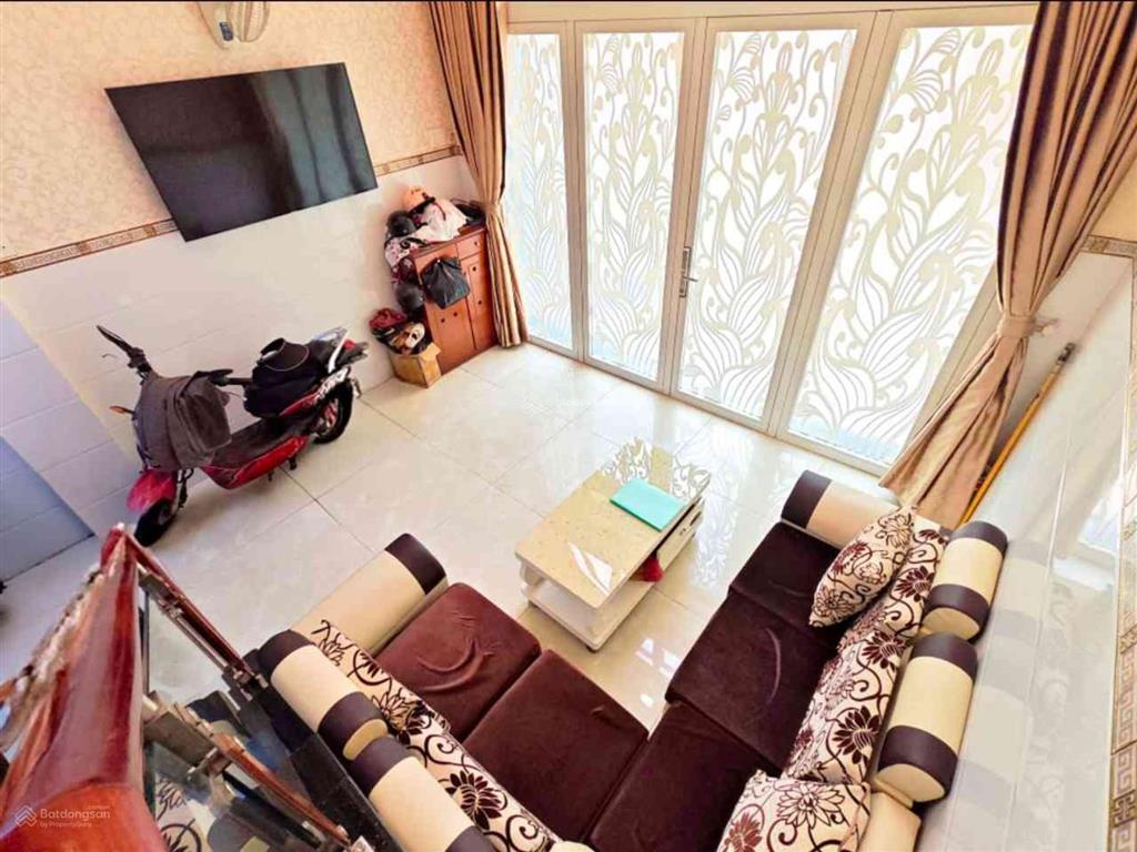 Cư xá đô thành  hẻm xe hơi  6 phòng ngủ  vừa ở và kết hợp cho thuê  giá chính chủ