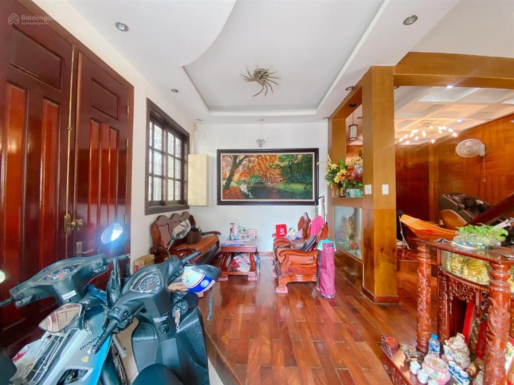 *giá 12,9 tỷ (tl) nhà góc 3 mặt thoáng q.10 ngang 7,2m 4 tầng