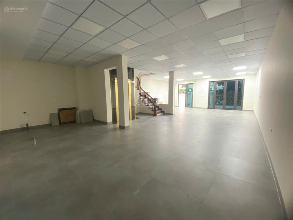 Chỉ 50 triệu/tháng  thuê được ngay bt nguyên căn khu geleximco hoàn thiện đẹp