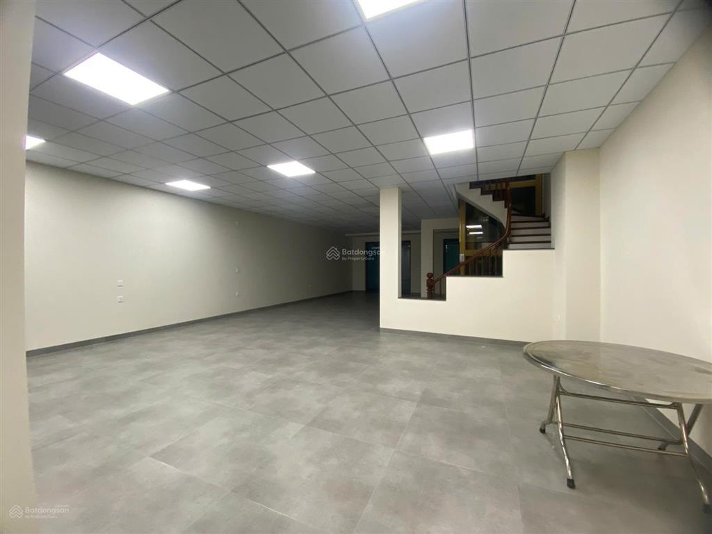 Chỉ 50 triệu/tháng  thuê được ngay bt nguyên căn khu geleximco hoàn thiện đẹp