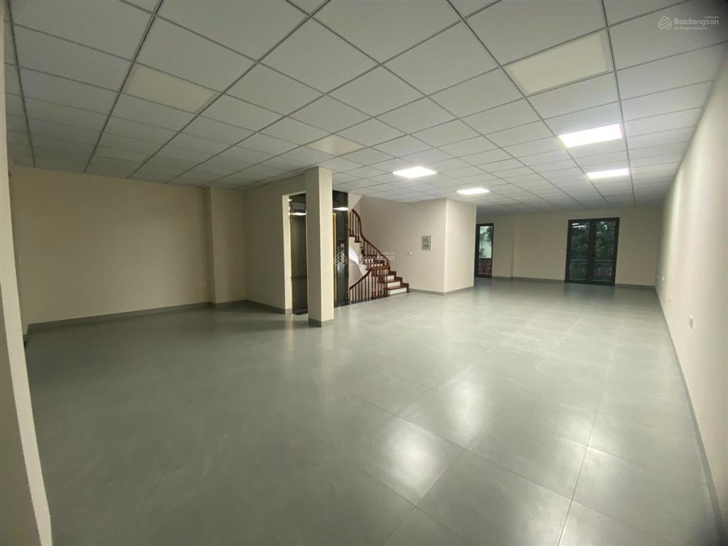 Chỉ 50 triệu/tháng  thuê được ngay bt nguyên căn khu geleximco hoàn thiện đẹp
