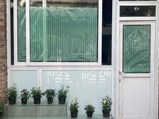 Cần cho thuê nhà biệt thự 4 tầng, có sân vườn, ở khu đô thị định công gần bệnh viện bưu điện