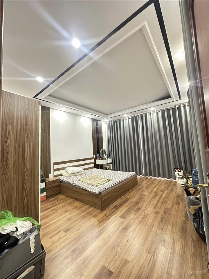 Bán nhà phố văn phú, giáp tt16, khu phân lô, vỉa hè, diện tích 56m 4 tầng dân xây, ô tô, giá 9,6 tỷ