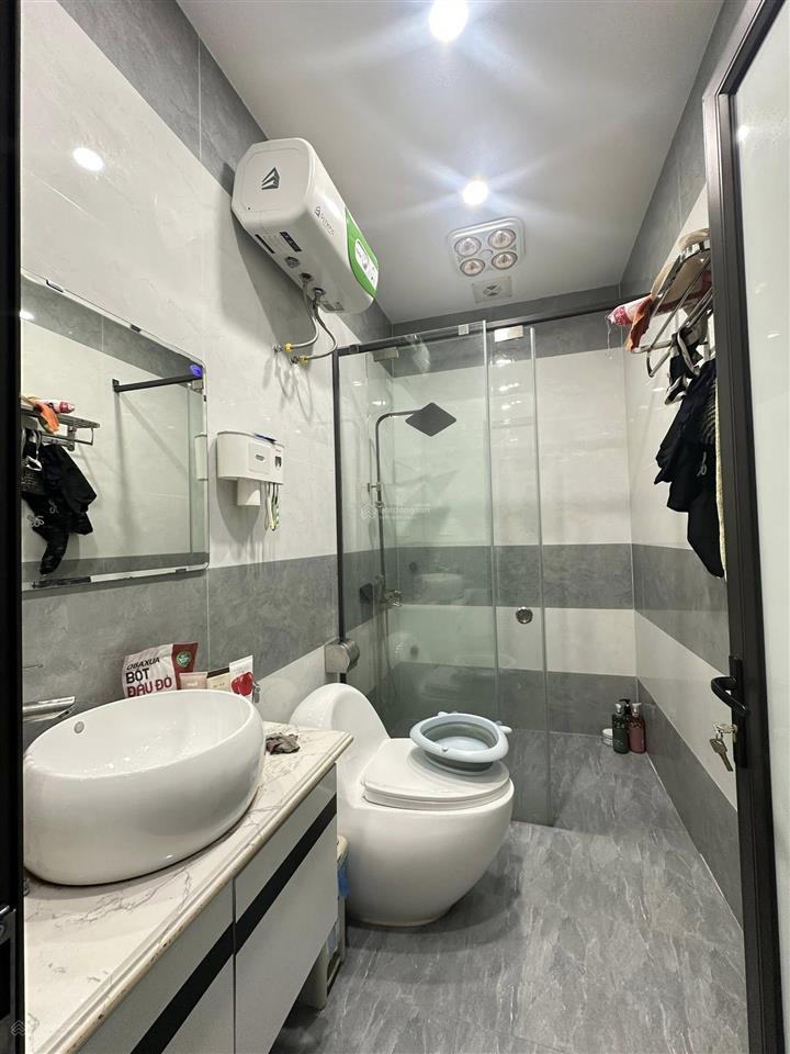 Bán nhà phố văn phú, giáp tt16, khu phân lô, vỉa hè, diện tích 56m 4 tầng dân xây, ô tô, giá 9,6 tỷ