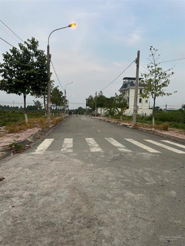 Bán đất 93m2 sát bên kdc phúc hiếu  đối diện aeol mall biên hoà p. hiệp hoà. giá chỉ 4,6 tỷ