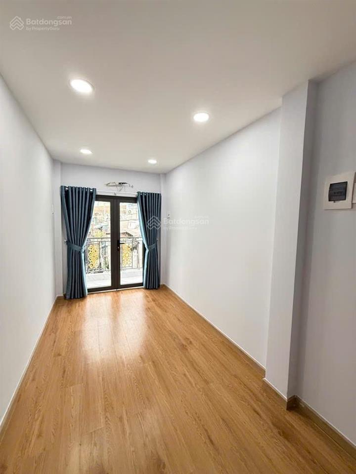 Nhà tân bình giá chỉ 2 tỷ 6  gần bệnh viện thống nhất