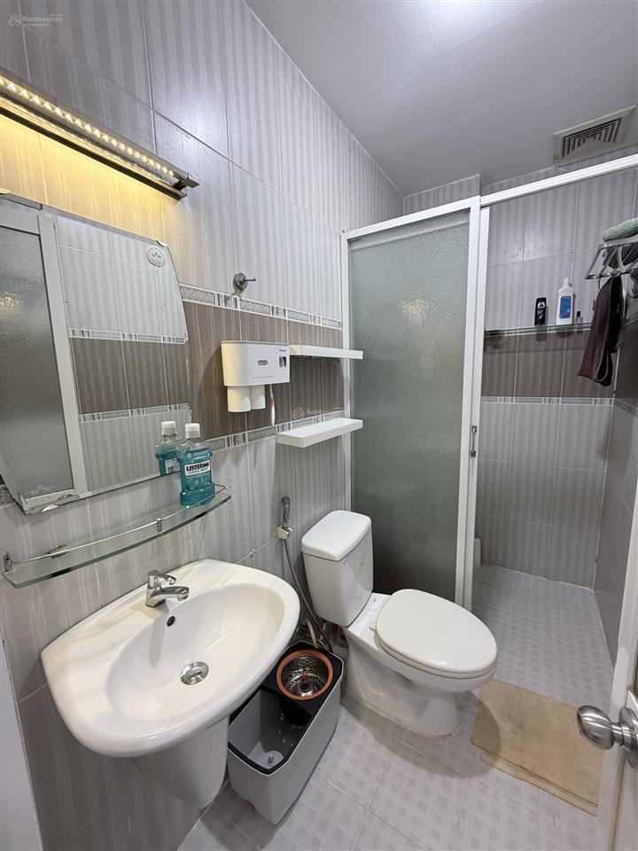 Hẻm xe hơi nhà đẹp ở ngay ngang 4m tặng nội thất cao cấp