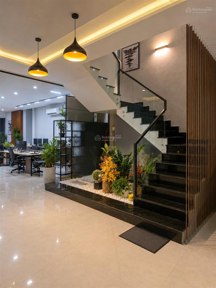Bán chdv 15 phòng full nt, dt 133m², 90tr/th thu nhập, mặt tiền đường số kế phú mỹ hưng, 27,9 tỷ