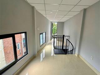 Hiếm! chỉ 2,3 tỷ, nhà 3 tầng, dt20m2, 2 mặt thoáng, quang trung, gò vấp