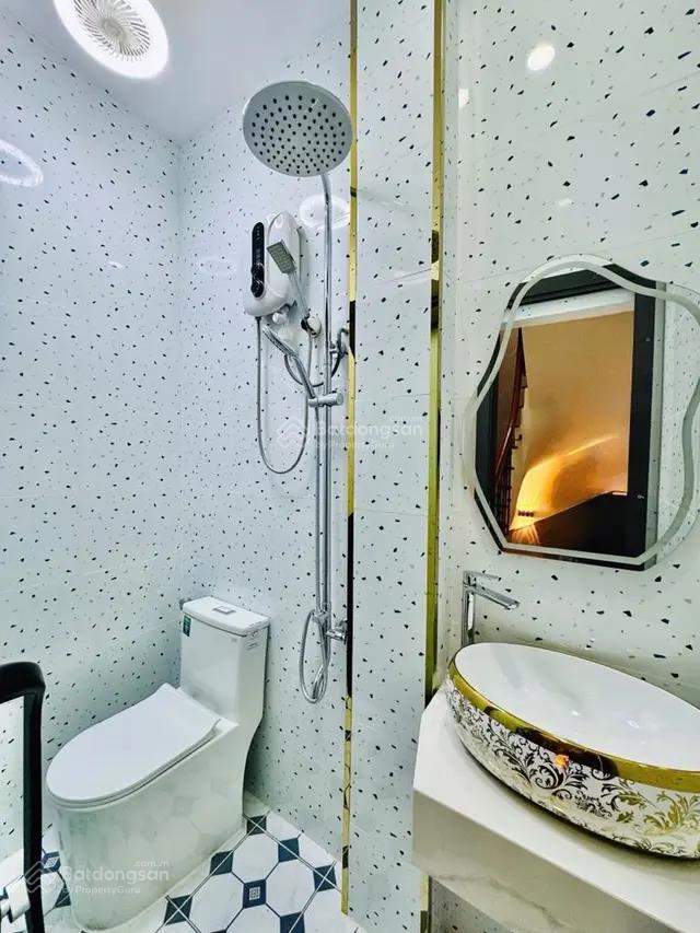 Gấp! nhà mới 4 tầng btct  3pn 3wc  full nội thất  sổ nở hậu, tăng bạt hổ bình thạnh, chỉ 5.x tỷ