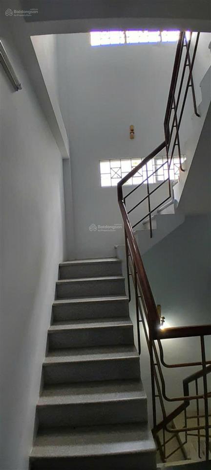 Quận 10, ngô gia tự 4 tầng 6 phòng ngủ, giá 6,75 tỷ