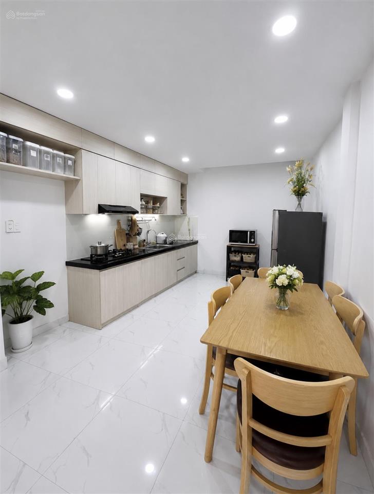 Q.3 hxh, trường sa, 45m2, 5 tầng, 4pn, giá 8.88 tỷ.