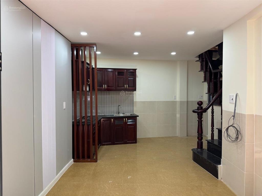 Quận 1, trần hưng đạo bán nhà 26m2, 3 tầng, 2pn, giá 5.14 tỷ
