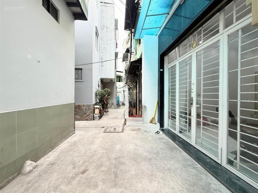 Q.10, lý thái tổ, bán nhà 32m2, 4 tầng, 3pn, giá 6,14 tỷ