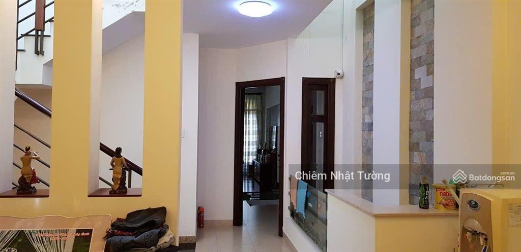 Nhà bán hẻm xe hơi ngủ trong nhà, thông kd tốt, 4 tầng kiên cố, 5,3m x 32m, vườn lài ,tân phú,