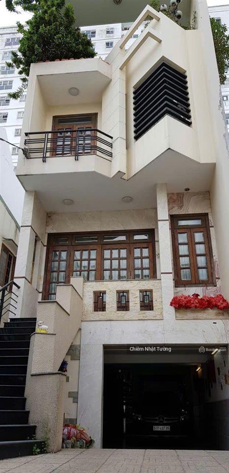 Nhà bán hẻm xe hơi ngủ trong nhà, thông kd tốt, 4 tầng kiên cố, 5,3m x 32m, vườn lài ,tân phú,