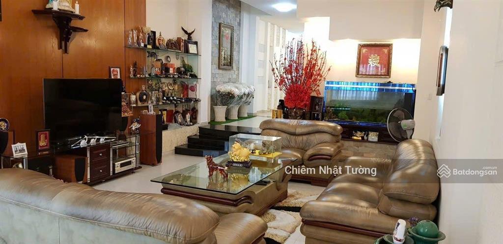 Nhà bán hẻm xe hơi ngủ trong nhà, thông kd tốt, 4 tầng kiên cố, 5,3m x 32m, vườn lài ,tân phú,