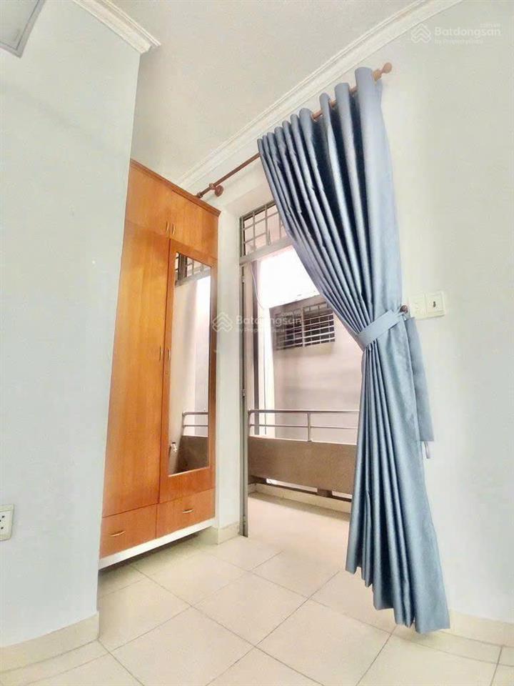 Cho thuê nhà nguyên căn hẻm hoàng văn thụ, p.15, q.phú nhuận  5.5x5.5m
