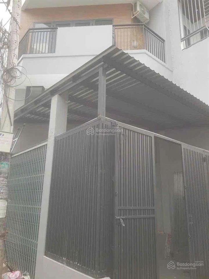 Cho thuê mặt bằng hxt cách mạng tháng 8, p.5, tân bình  4x9m