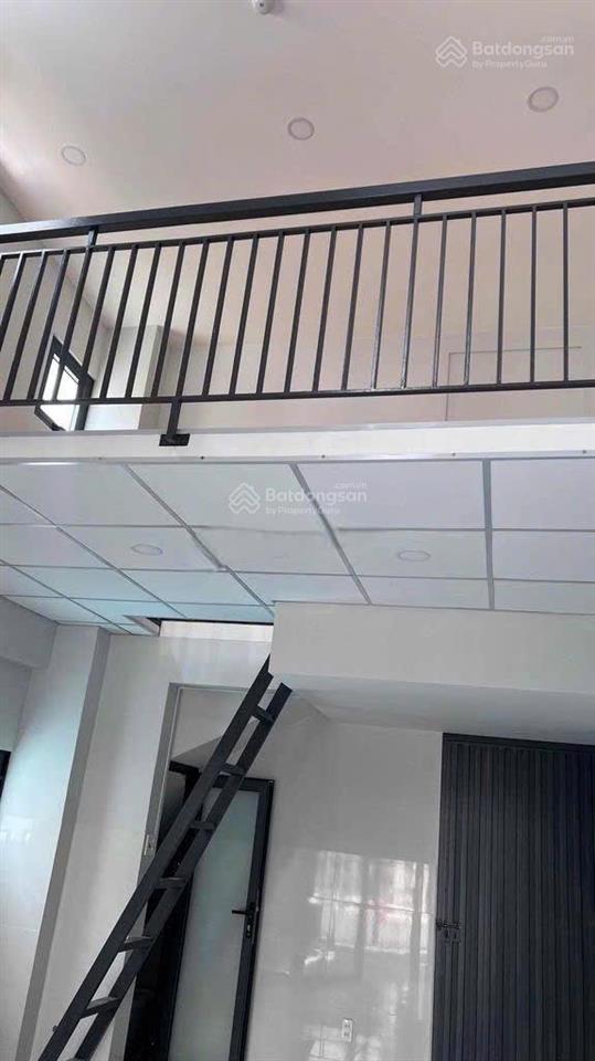 Cho thuê mặt bằng hxt cách mạng tháng 8, p.5, tân bình  4x9m