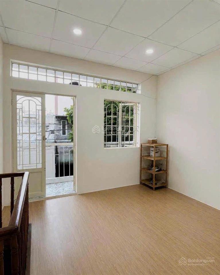 Cho thuê nhà nguyên căn hxh huỳnh văn nghệ, p.15, tân bình  4x12m