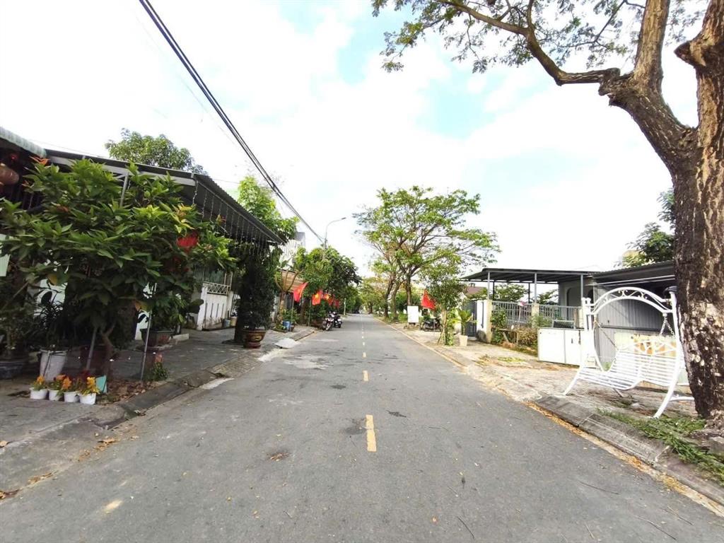 Mình chính chủ cần bán lô đất đẹp đấu lưng mặt tiền nguyễn tất thành nối dài, p. hòa hiệp nam.