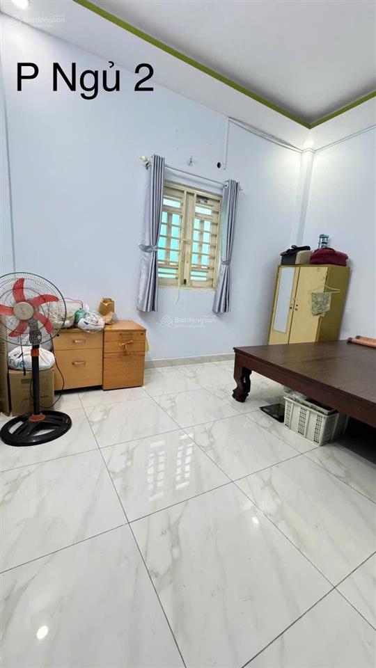 Quận 11 giáp quận 5 gần chợ rẫy, đh y dược  52m2 ô tô đỗ cách nhà 20m.