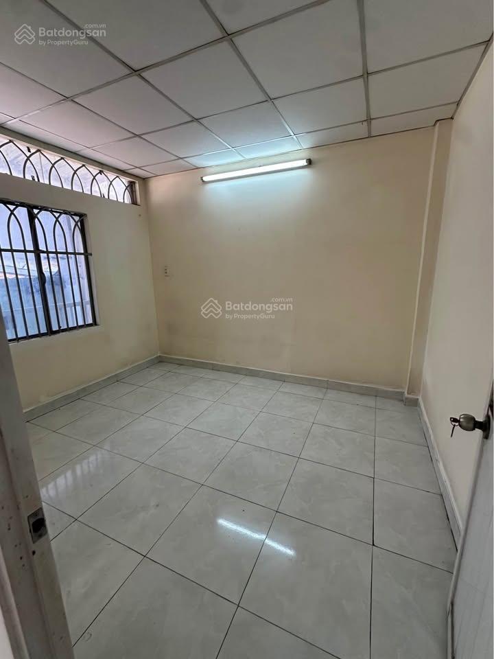 Đường cùng cần ra gấp, dt 32m2, 1 tỷ 5, 1 trệt 1 lầu, shr