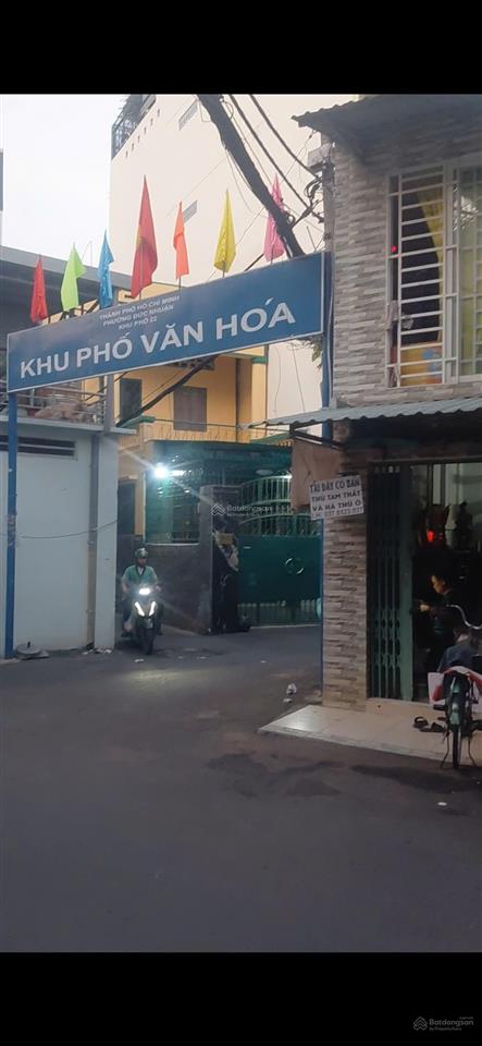 Nhà mặt tiền gần sân bay tân sơn nhất, 3,2m x 9,5m nở hậu, cửa sau thông hẻm, giá 5.8 tỷ. tl