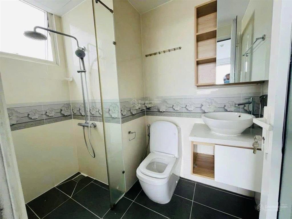 Cho thuê căn hộ cc orchard parkview 88m² rộng thoáng cho thuê giá 19 triệu/tháng vào ở liền