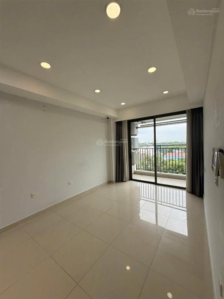 Cc botanica premier cho thuê ch 74m2 2 phòng ngủ gần sân bay, giá chỉ 16 triệu.  0973 720 ***