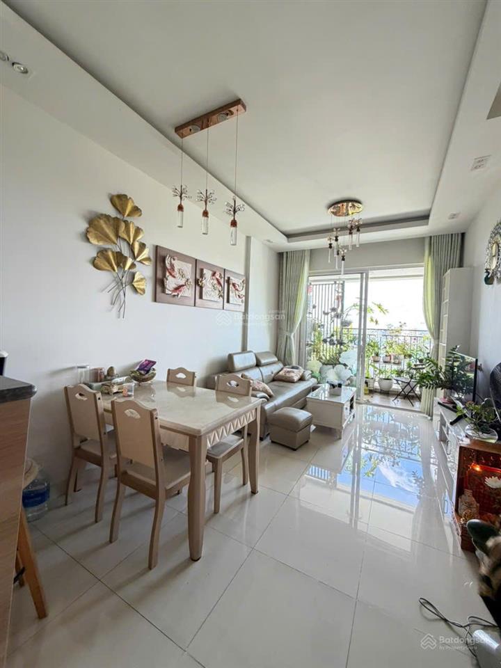 Cho thuê ch 2pn 2wc full nội thất tại cc golden mansion phổ quang, giá 17tr.  0973 720 ***