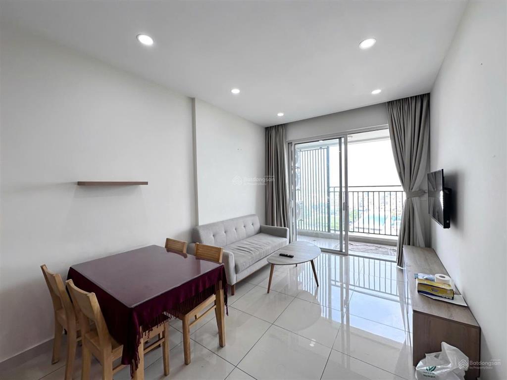 Căn hộ golden mansion 69m2 2pn 2wc full nội thất cho thuê giá 17 triệu.  0973 720 ***