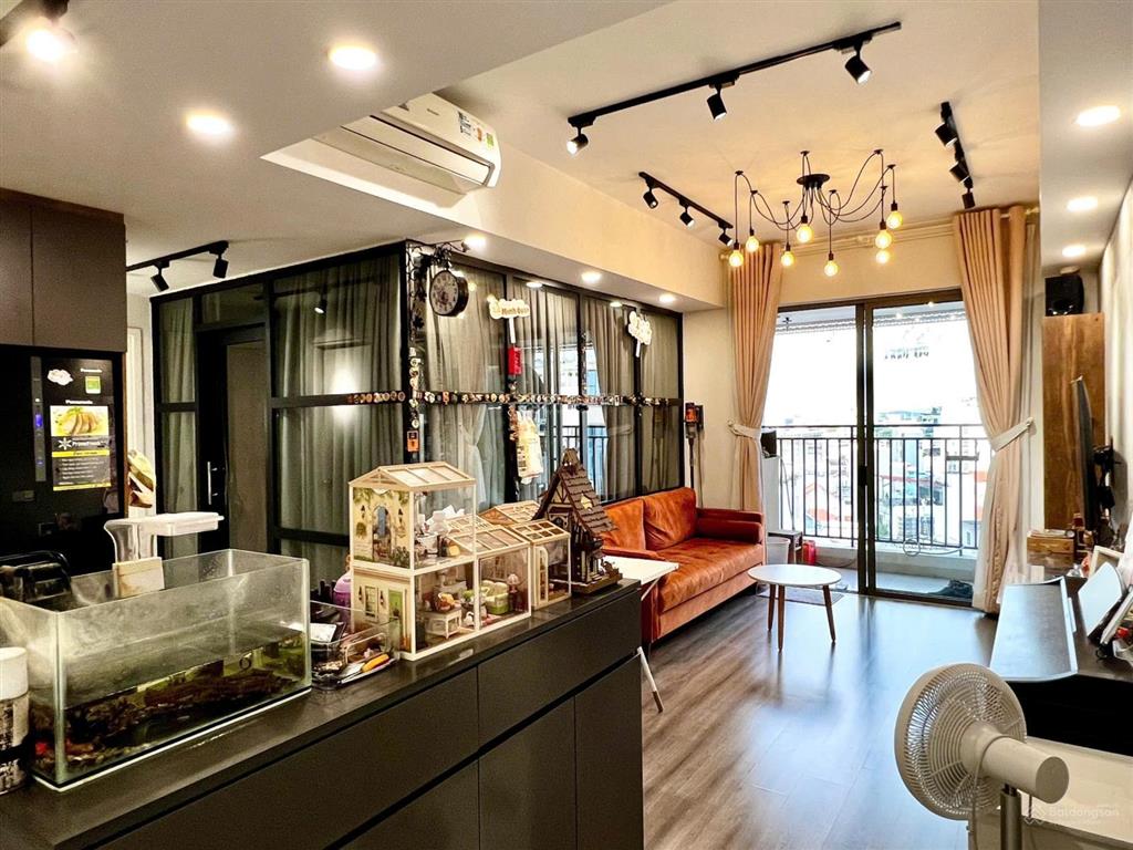 Cho thuê ch đẹp có suất ô tô 2pn tại cc botanica premier,  0973 720 ***