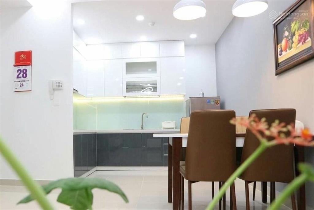 Cho thuê cc golden mansion, 17 triệu, 69m2, 2pn + 2wc, view đẹp