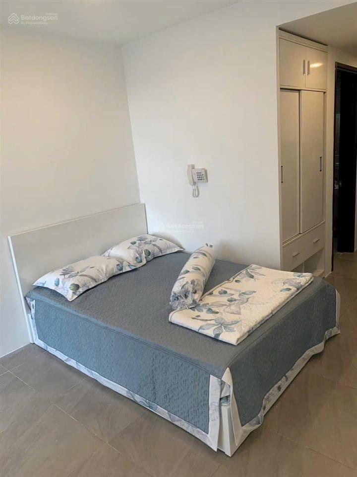 Cho thuê căn studio, giá chỉ 10 triệu, 30m2 tại orchard garden sát cv gia định