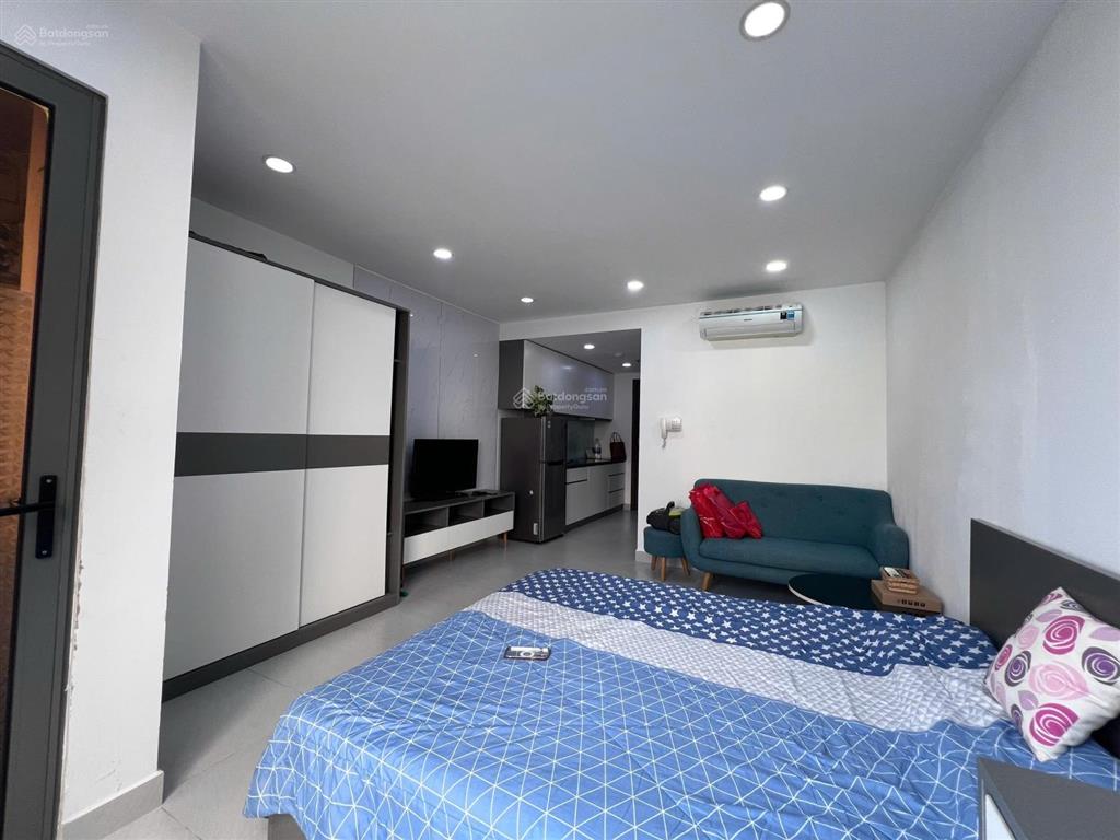 Cần cho thuê căn officetel 36m2 tại cc orchard garden giá chỉ 10,5tr ở ngay.  0973 720 ***