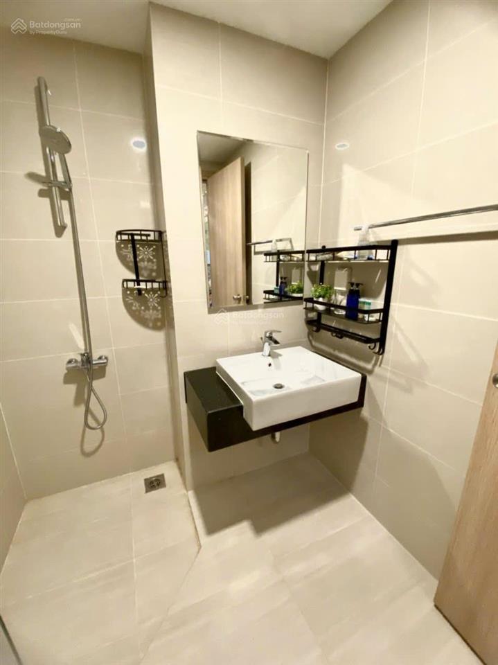 Gía chỉ 2.950 tỷ căn officetel 40m2 có gác lửng full nt ở đẹp, tại cc botanica premier